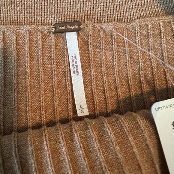 NWT Free People ribbed skirt, size large - Picture 7 of 9